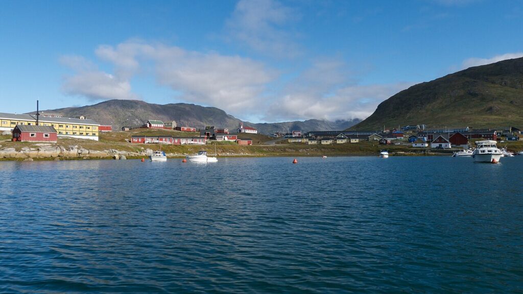 Bugten og byen i Narsaq